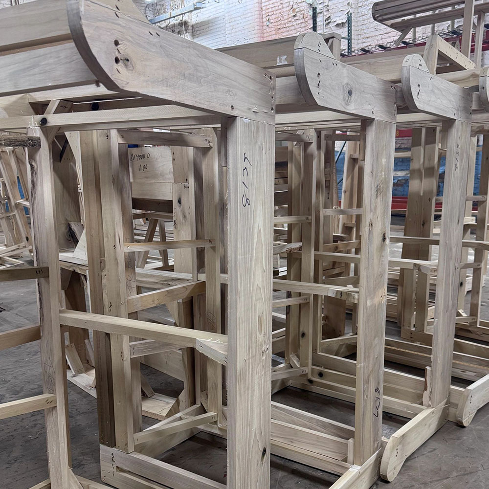 Jae LarRae uses hardwood frames